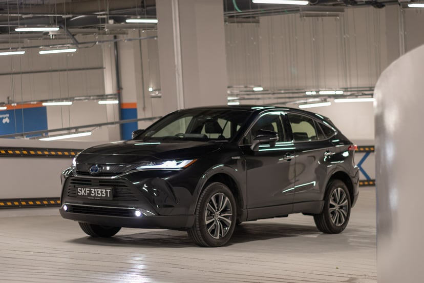 mReview: Toyota Harrier - Practical, Spacious & Affordable Indulgence, photo 10