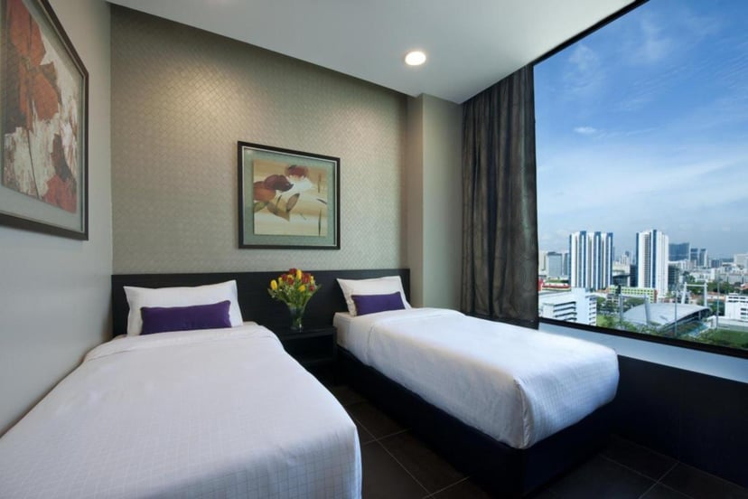 Editors%2 Fimages%2 F1663312757527 V+Hotel+Lavender