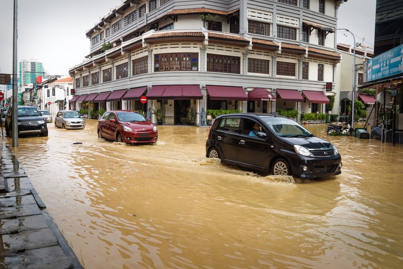 5 Tips for Driving Through Floods in Malaysia, photo 5