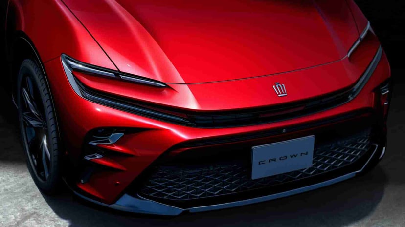 Toyota Unveils 2024 Crown Sport in Japan with Hybrid Power, photo 3