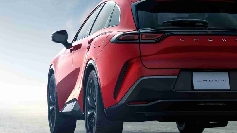 Toyota Unveils 2024 Crown Sport in Japan with Hybrid Power, photo 4