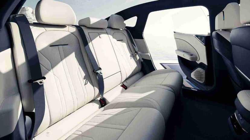 Zeekr 007 Officially Unveiled With A Range Of 870km And 636hp, photo 6