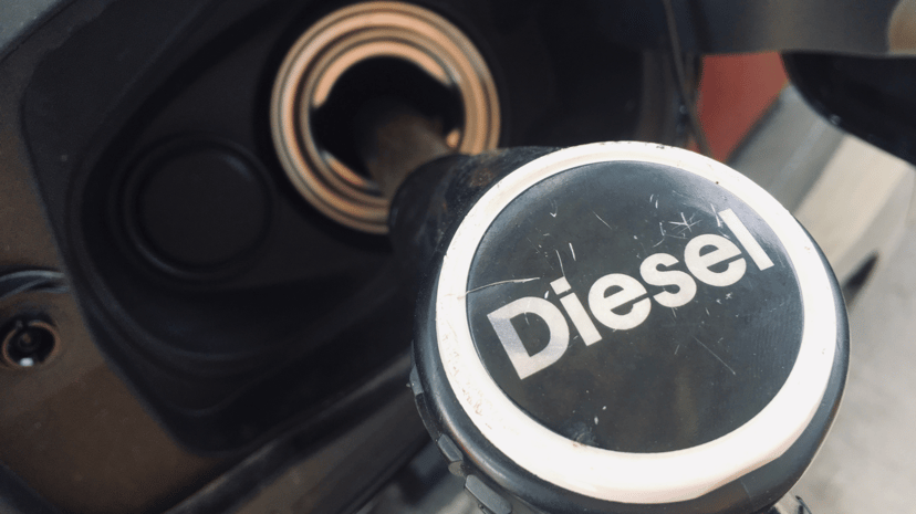 Harga minyak di Malaysia Ogos 2024 minggu ketiga: harga Diesel turun lagi 5 sen ke RM3.25/Liter; petrol kekal tidak berubah, photo 1