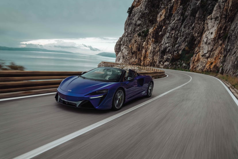 Mc Laren Artura 8927