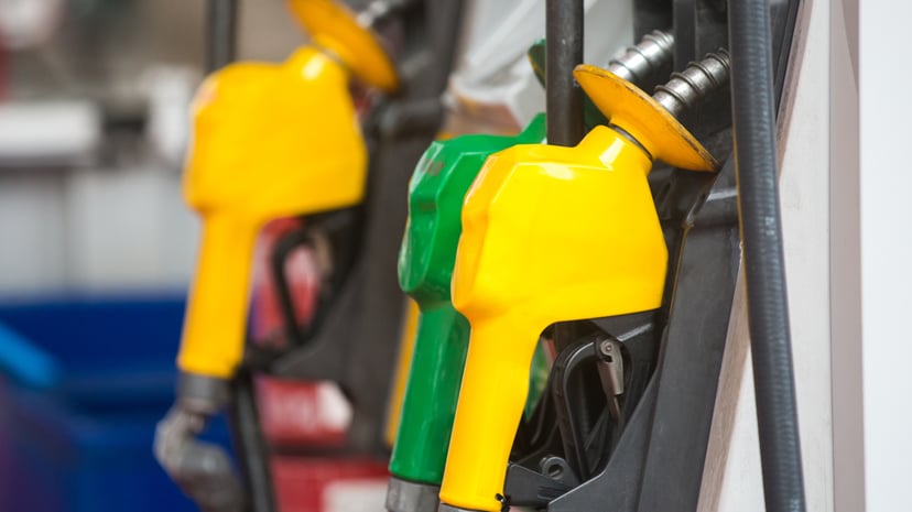 Malaysia moves to restrict foreign cards for RON95 fuel purchases, photo 1