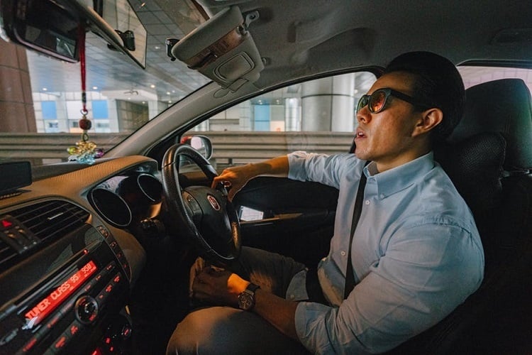 Motorist 14 Annoying Things Car Passengers Should Stop Doing