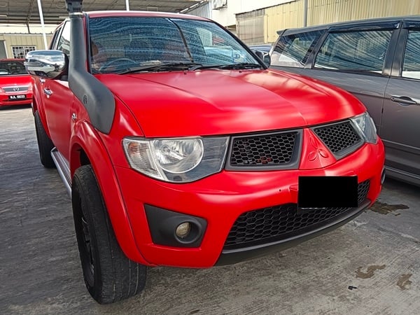 MITSUBISHI L200 TRITON VGT 4X4 AT