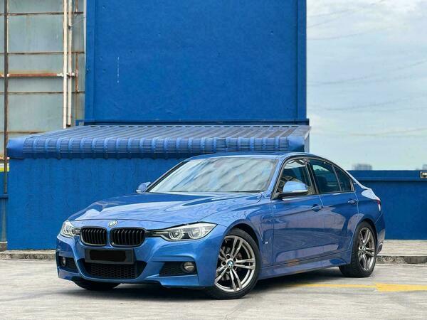 BMW  330E