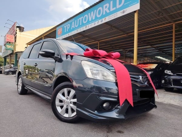 G1M8795 NISSAN GRAND LIVINA 1.8L AUTO