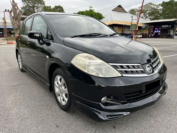NISSAN LATIO 1.8L SPORTS ST-L A/T