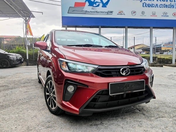 PERODUA BEZZA 1300 AV (AUTO)