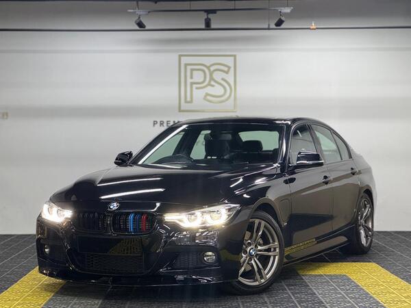BMW  330E