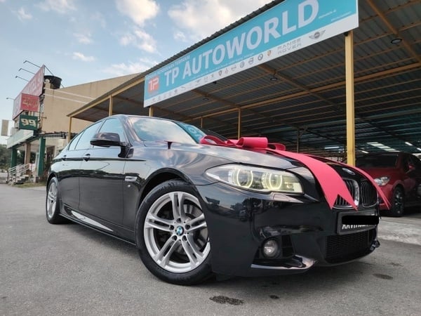 BMW 528I (A)