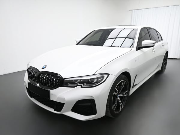 BMW 330LI