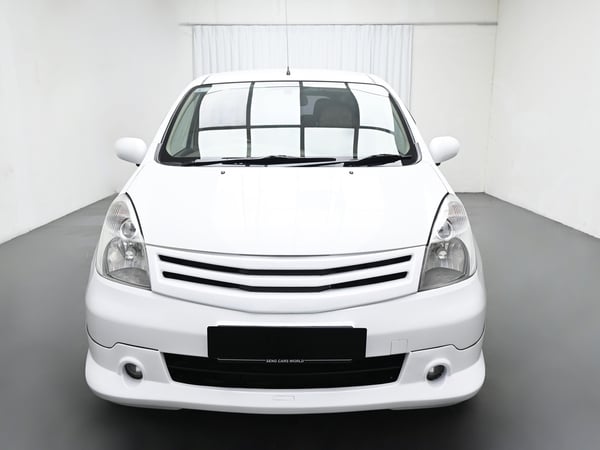 NISSAN GRAND LIVINA 1.8L A/T