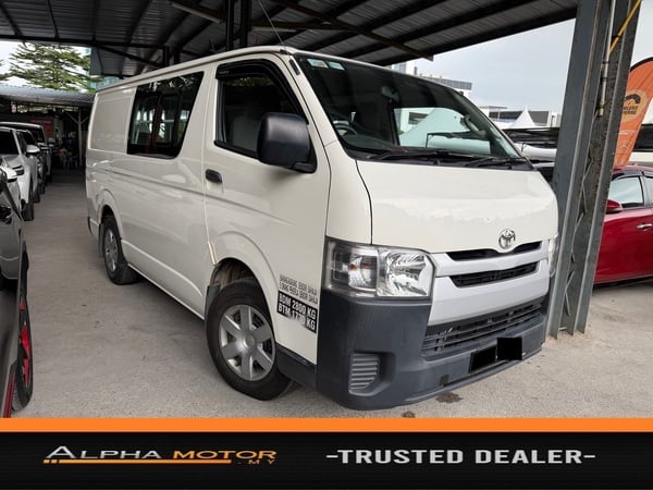 TOYOTA HIACE PANEL VAN 2.5 (D)