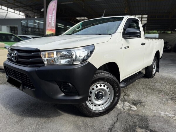 TOYOTA HILUX S/C 2.4 MT 4X4