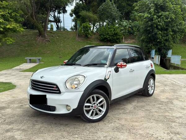 MINI  COOPER COUNTRYMAN