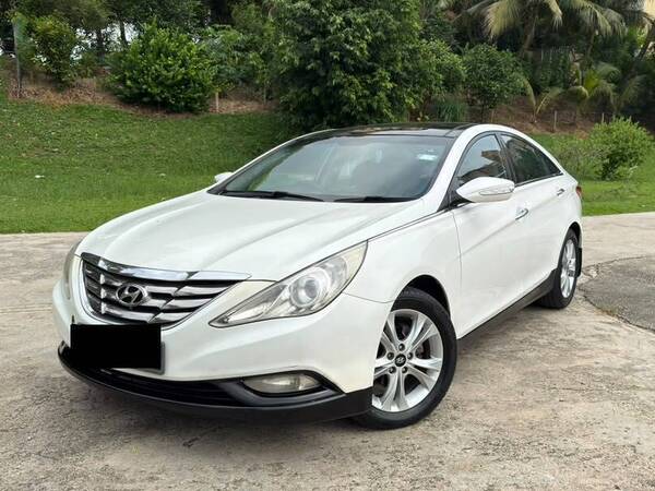 HYUNDAI SONATA 2.0 OLS