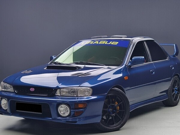 SUBARU IMPREZA IMPREZA 2.0 GC8 WRX SEDAN (MT)