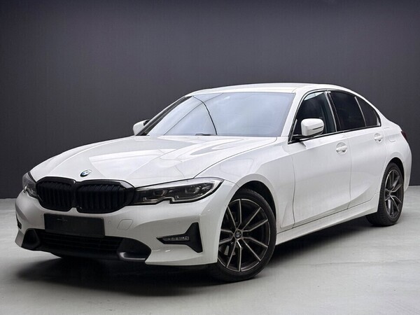 BMW 320I G20 320I 2.0 SPORT SEDAN 84K KM TIP TOP CONDITION FULL DIGITAL SCREEN FULL SERVICE RECORD BY BMW MALAYSIA BMW320I