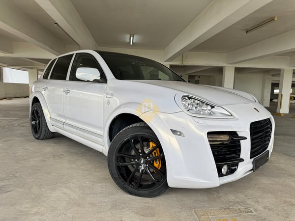 PORSCHE CAYENNE (A)