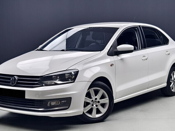 VOLKSWAGEN VENTO 1.6 COMFORT SEDAN GENUINE MILEAGE LEATHER SEAT VW FULL SERVICE RECORD UNTIL 2025