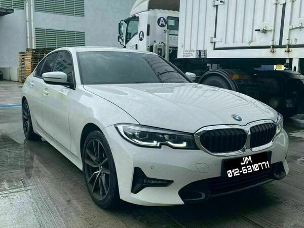 BMW 320I